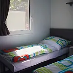 Hébergement de vacances Pelso Camping *