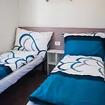 Hébergement de vacances Pelso Camping *