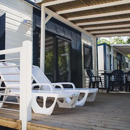 Дом отдыха Pelso Альшоэрш